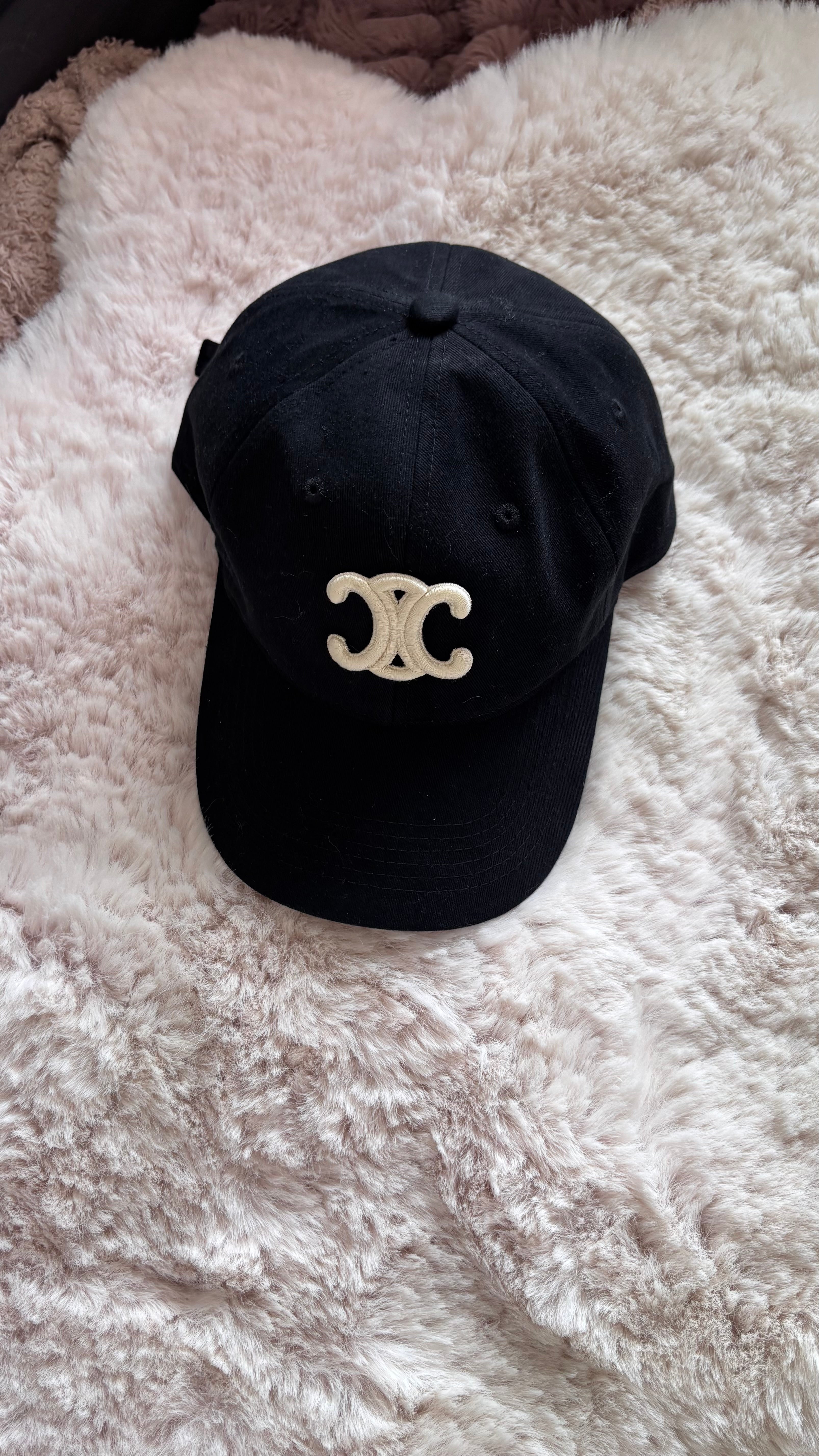 Casquette C